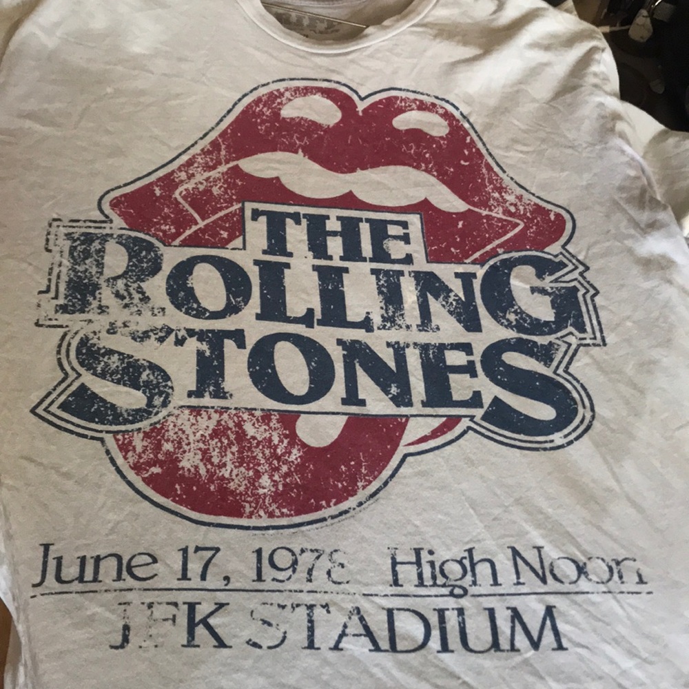 1978 High Noon @jfk stadium. Authentic, been there, vintage rock TShirt